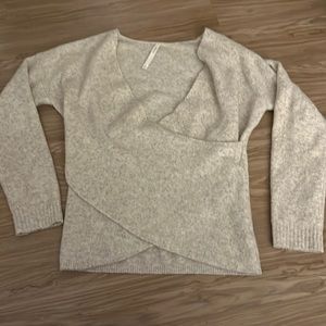 Aritzia Sweater